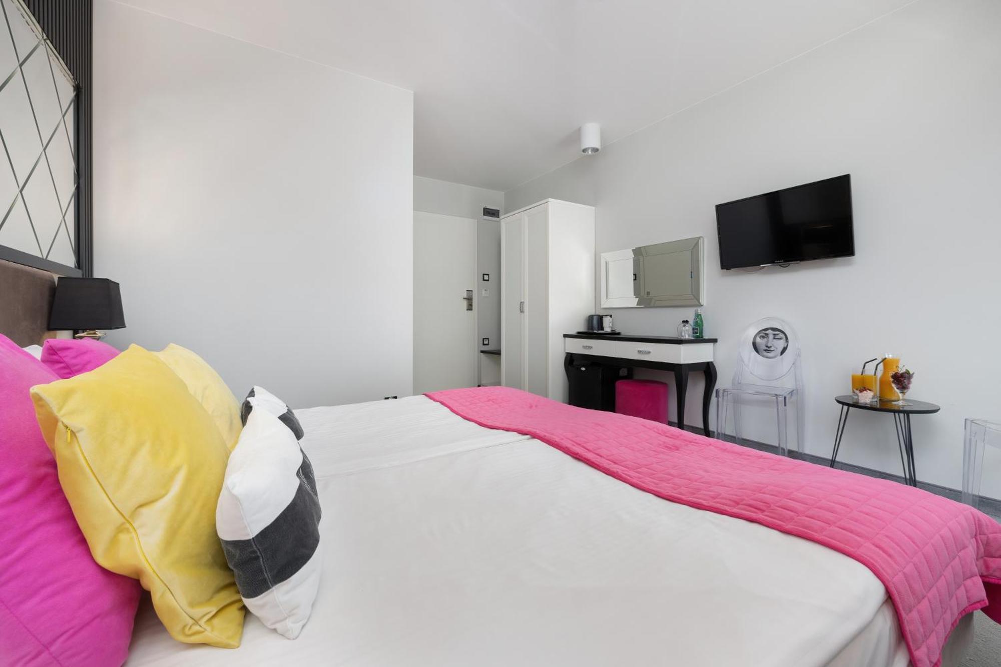 Hotel Majestique Pobierowo Habitación foto